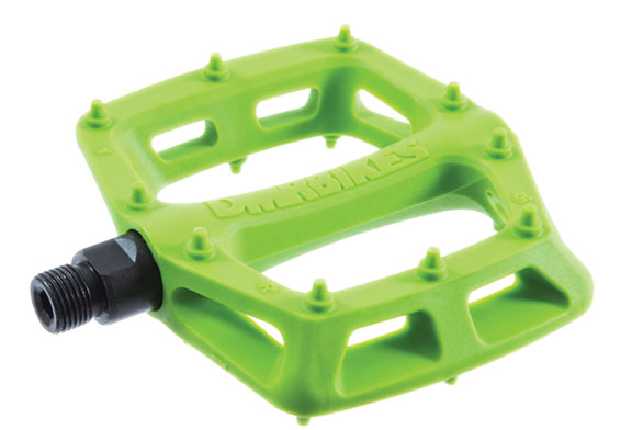 DMR V-6 Pedals, 9/16" - Green-0